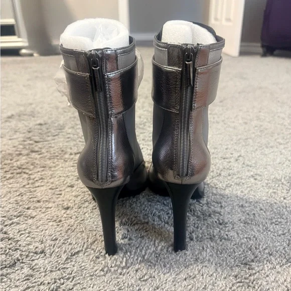 Karl Lagerfeld Silver and Gray Heeled Boots - Picture 3 of 5